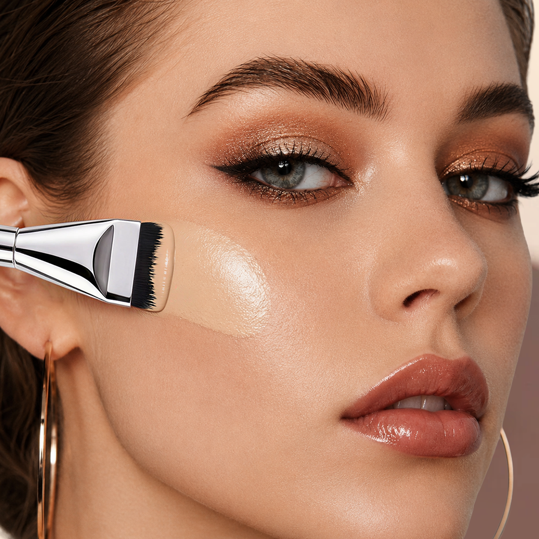 Lovocross Flat Foundation Brush – Streak-Free Airbrushed Finish for Textured & Uneven Skin