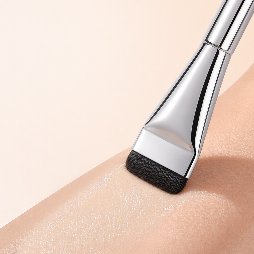 Lovocross Flat Foundation Brush – Streak-Free Airbrushed Finish for Textured & Uneven Skin